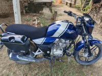 Bajaj V15