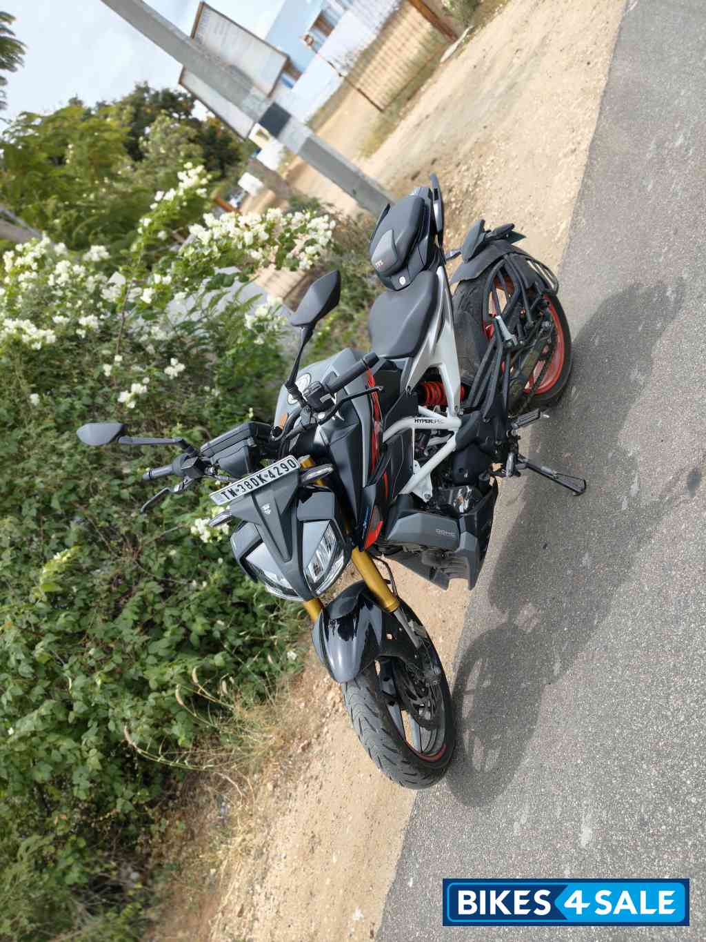 Aresal Black TVS Apache RTR 310