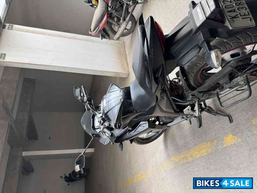 Suzuki Gixxer 150 Suzuki Gixxer 150