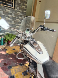 Moon White Bajaj Avenger Cruise 220 BS6