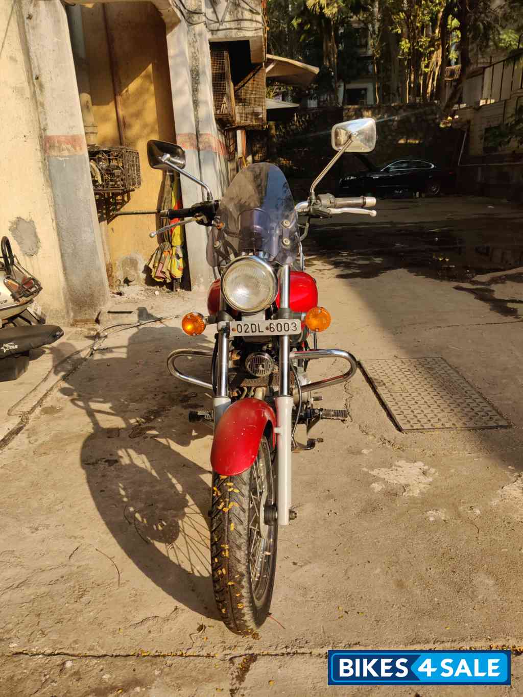 Bajaj Avenger 220 DTS-i Bajaj Avenger 220 DTS-i