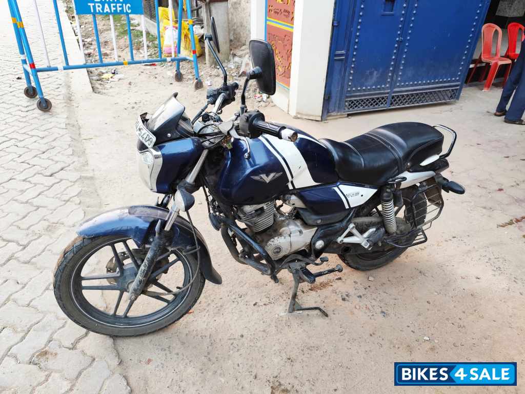 Blue Bajaj V15