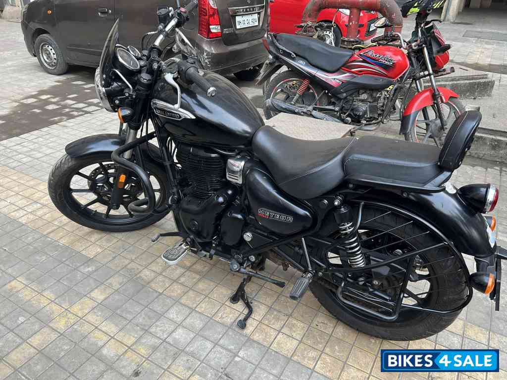 Royal Enfield Meteor 350 Stellar Royal Enfield Meteor 350 Stellar
