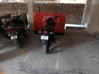 Black /red Lining Bajaj Discover 150 S