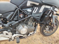 White Benelli TRK 502