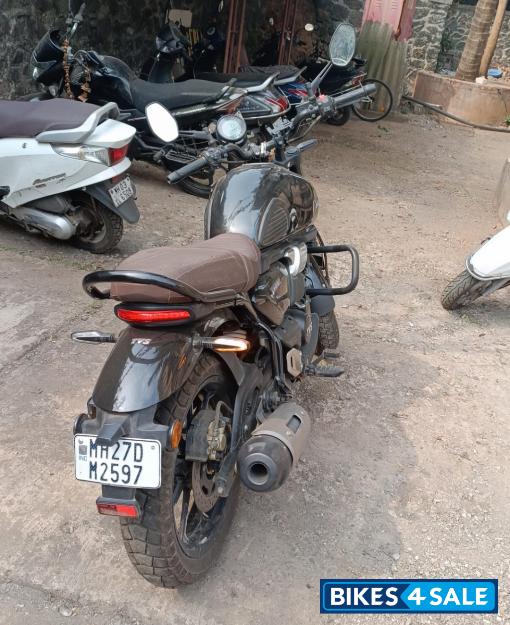 TVS Ronin SS TVS Ronin SS