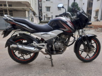 Red Bajaj Discover 125 ST
