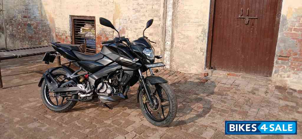 Bajaj Pulsar NS 160