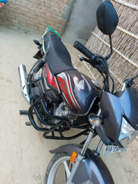 Honda CD 110 Dream Deluxe BS6 2021 Model