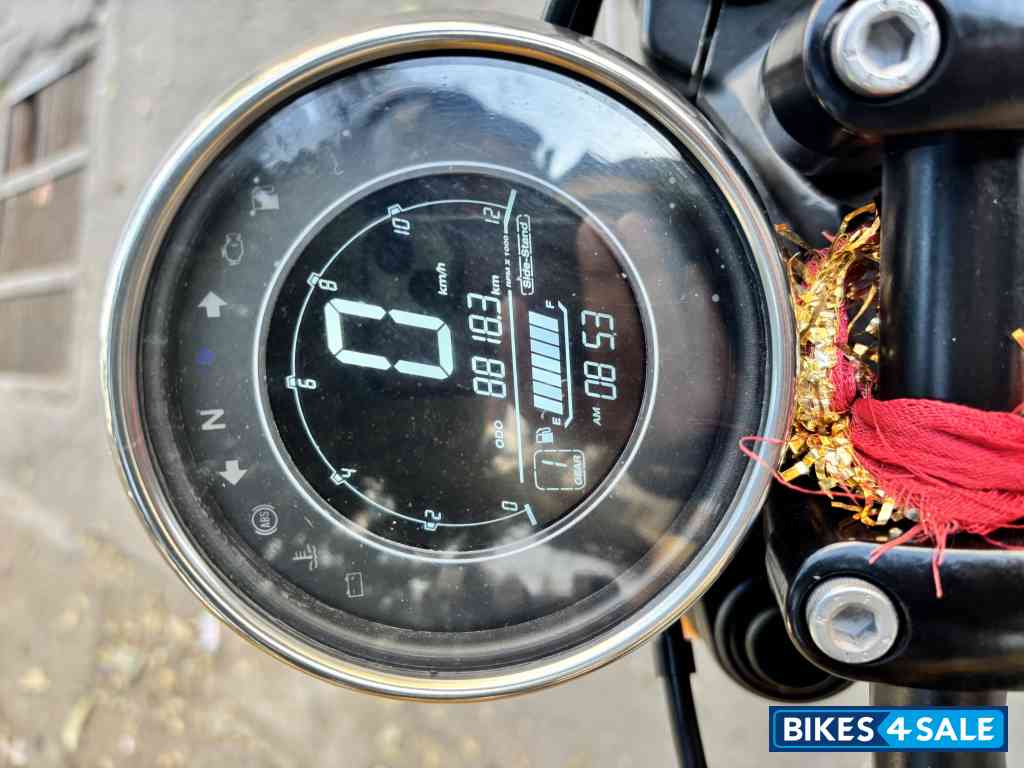 Black Mirror Jawa 42 Bobber Black Mirror Black Mirror Jawa 42 Bobber Black Mirror