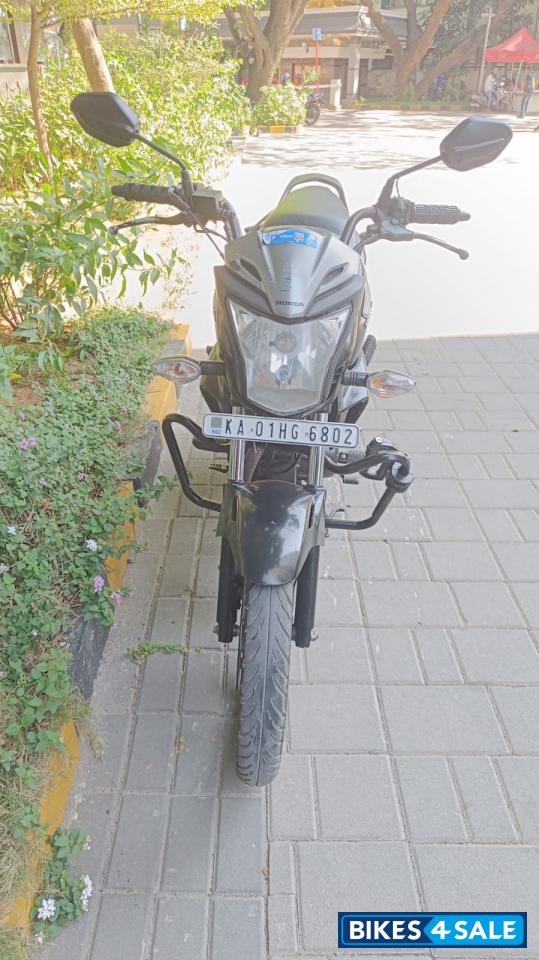 Black Honda CB Trigger Black Honda CB Trigger