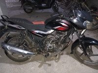 Black Bajaj Discover 100 DTS-Si