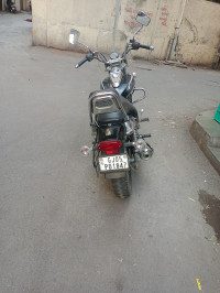 Black Bajaj Avenger Street 220 BS6