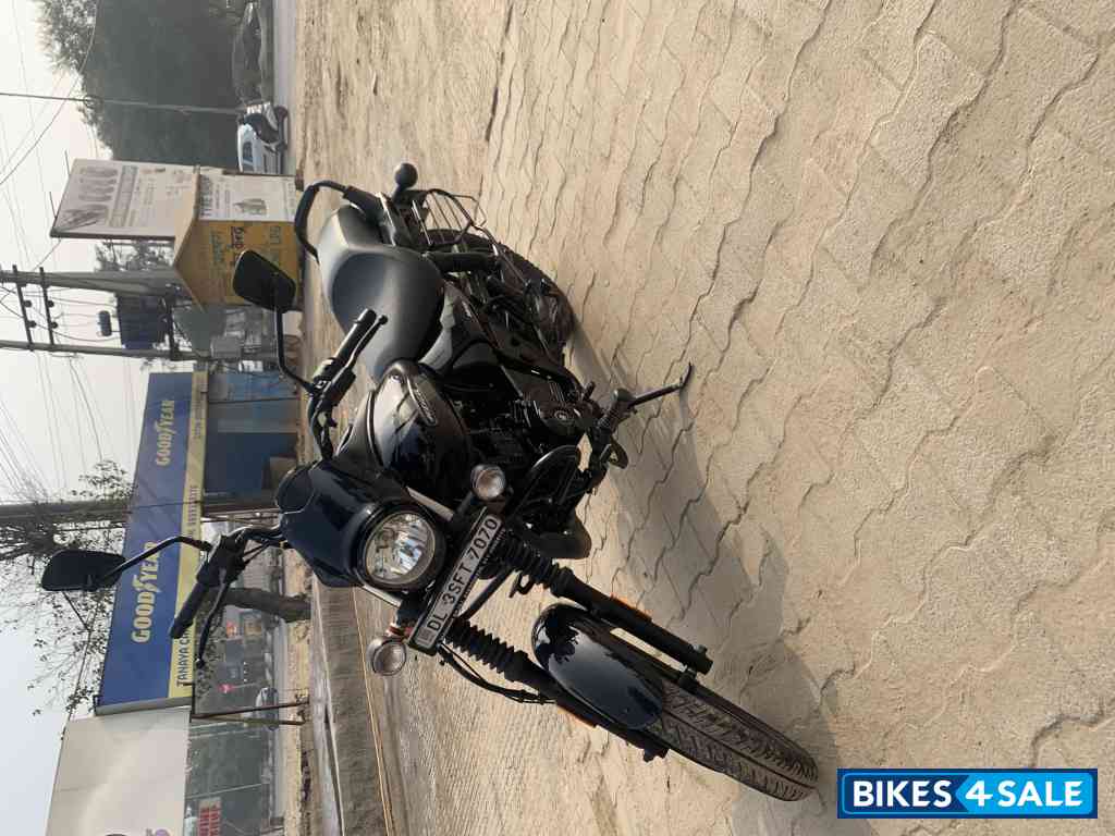 Bajaj Avenger Street 160