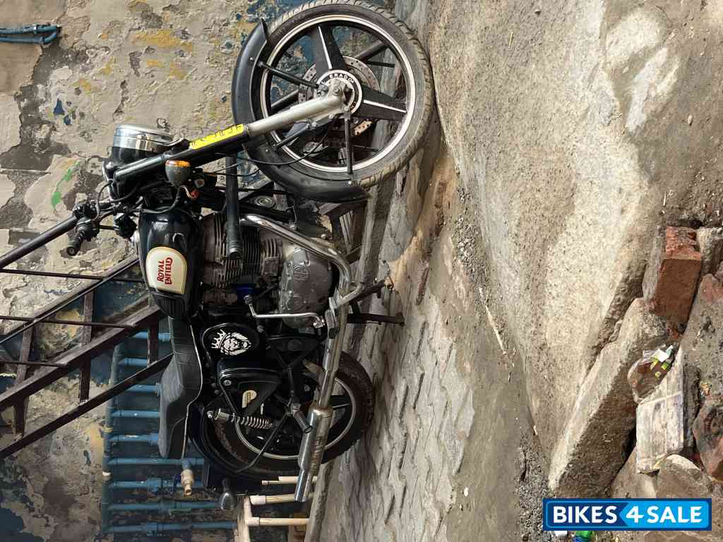 Royal Enfield Classic 350 Royal Enfield Classic 350