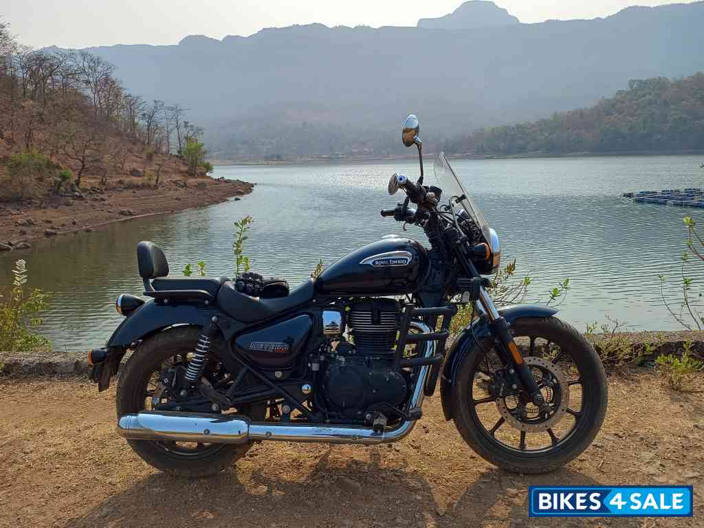 Stellar Blue Royal Enfield Meteor 350 Stellar Stellar Blue Royal Enfield Meteor 350 Stellar