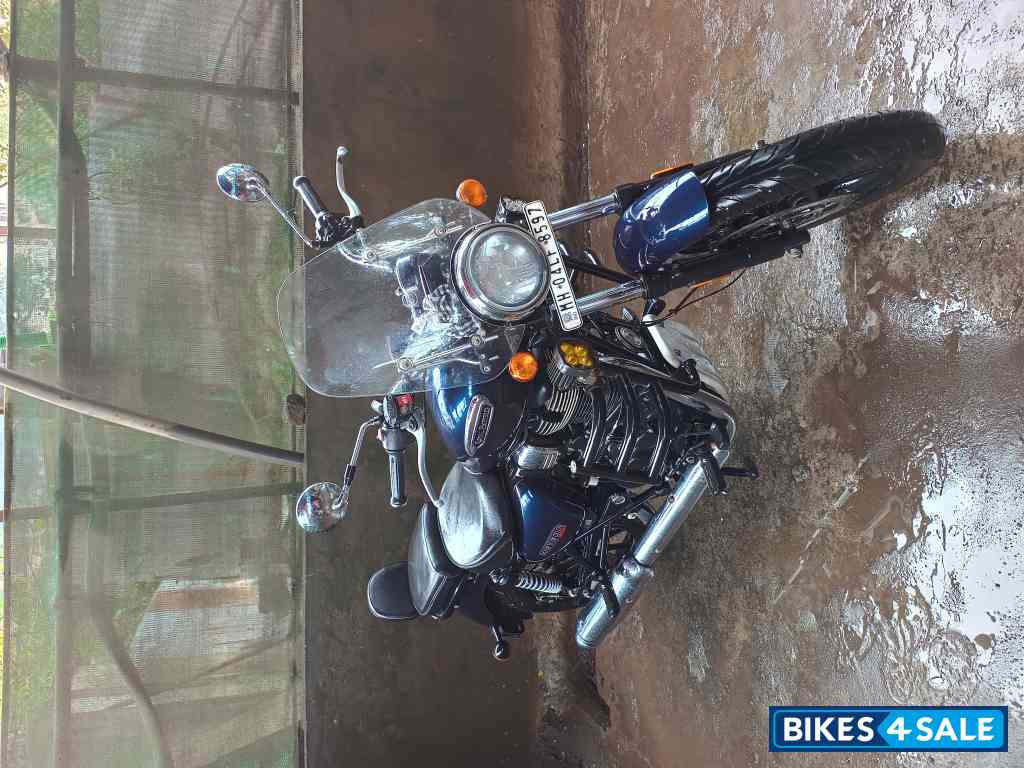 Stellar Blue Royal Enfield Meteor 350 Stellar Stellar Blue Royal Enfield Meteor 350 Stellar