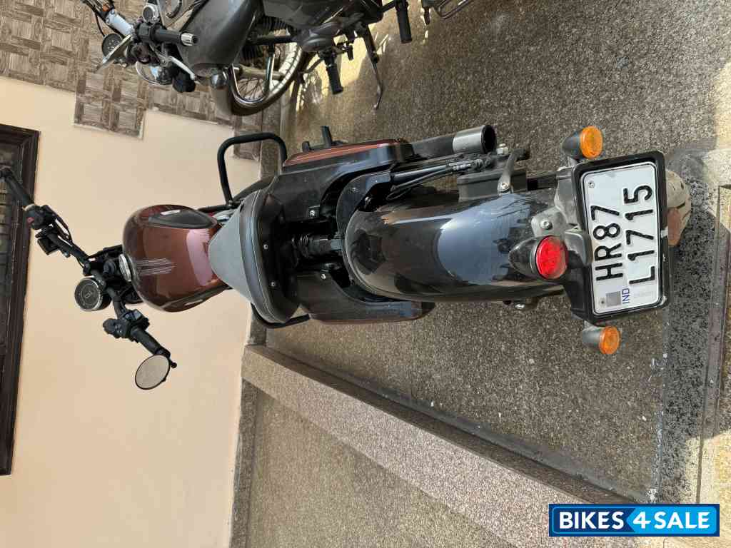 Jawa 42 Bobber Dual Channel ABS Jawa 42 Bobber Dual Channel ABS