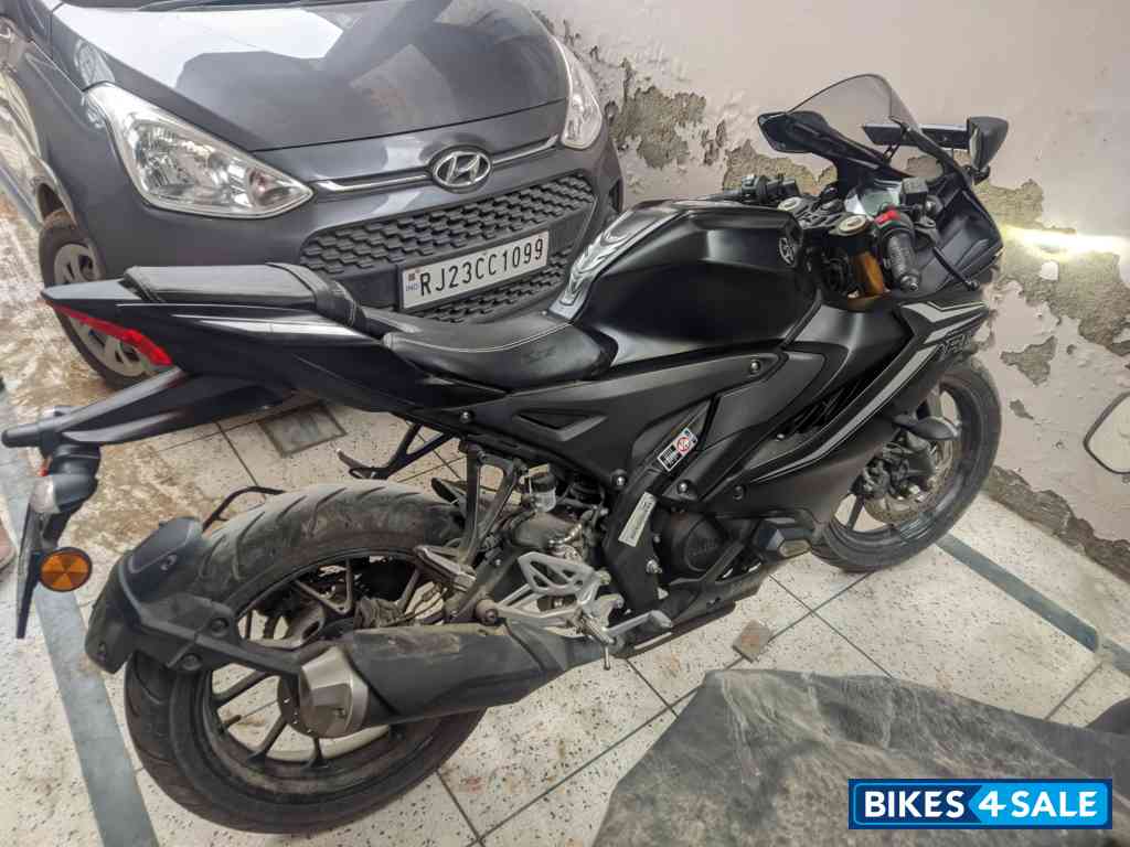 Dark Knight Yamaha R15 V4 Dark Knight Yamaha R15 V4