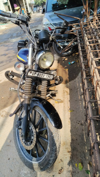Bajaj Avenger Street 160 2016 Model