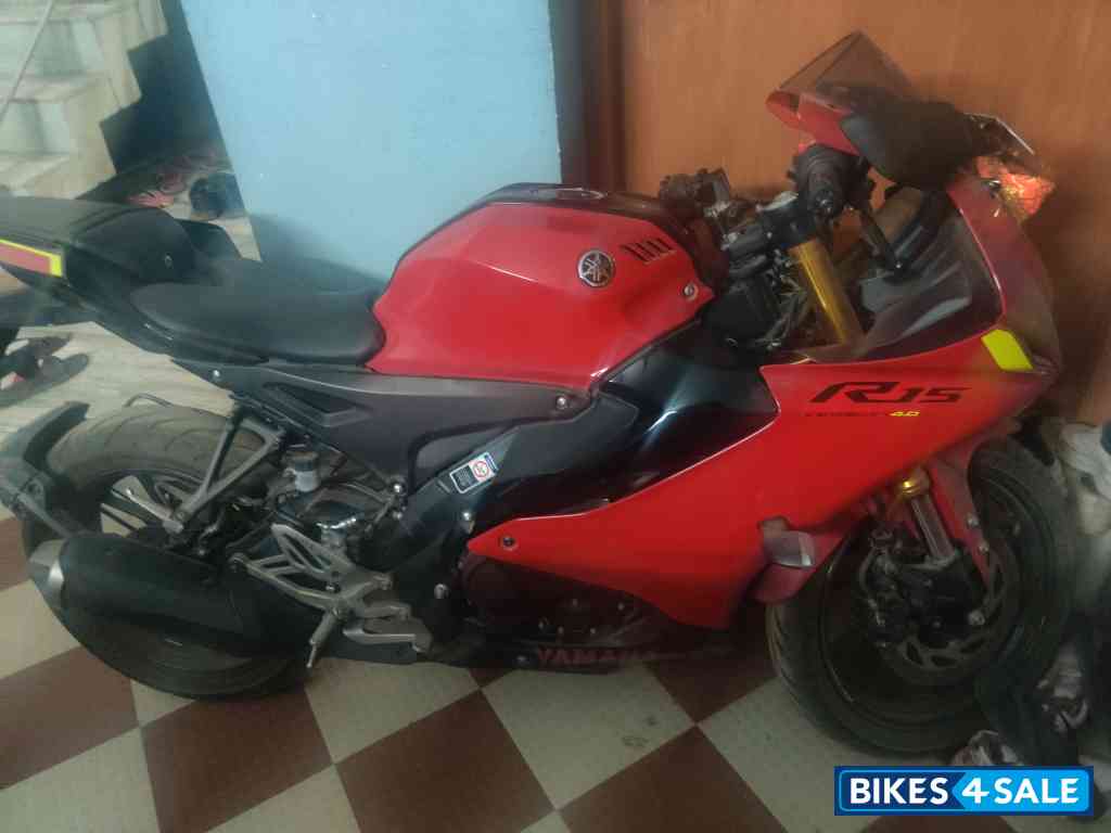 Yamaha R15 V4 Yamaha R15 V4