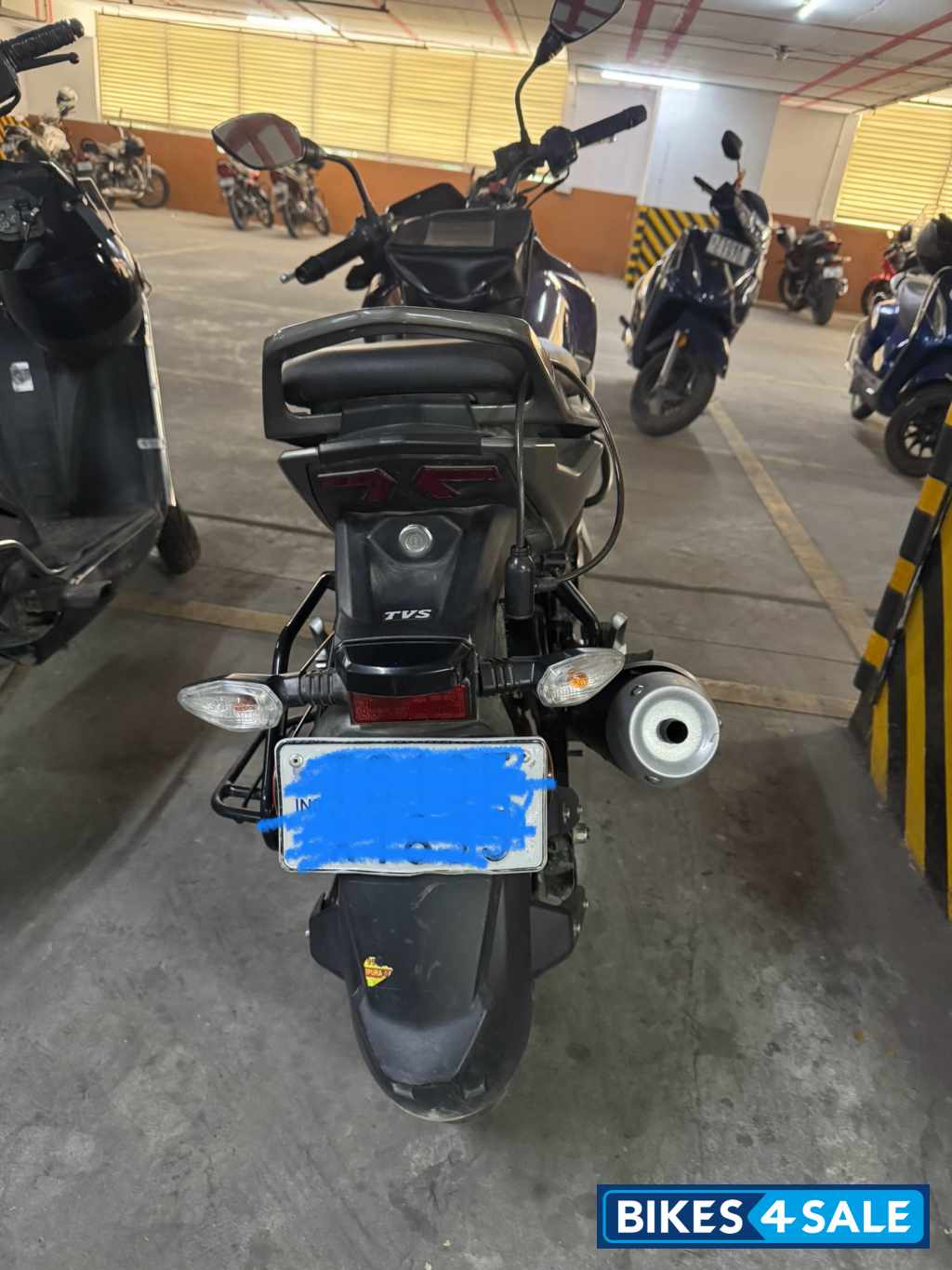 Blue TVS Raider 125 Blue TVS Raider 125