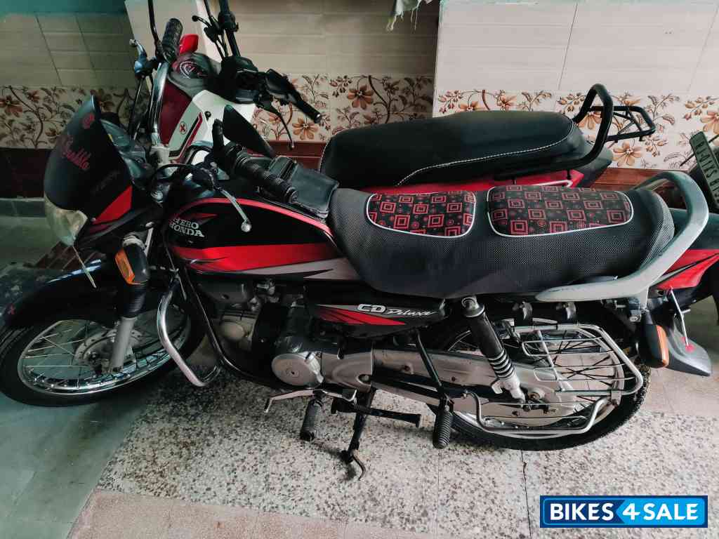 Hero CD Deluxe Hero CD Deluxe