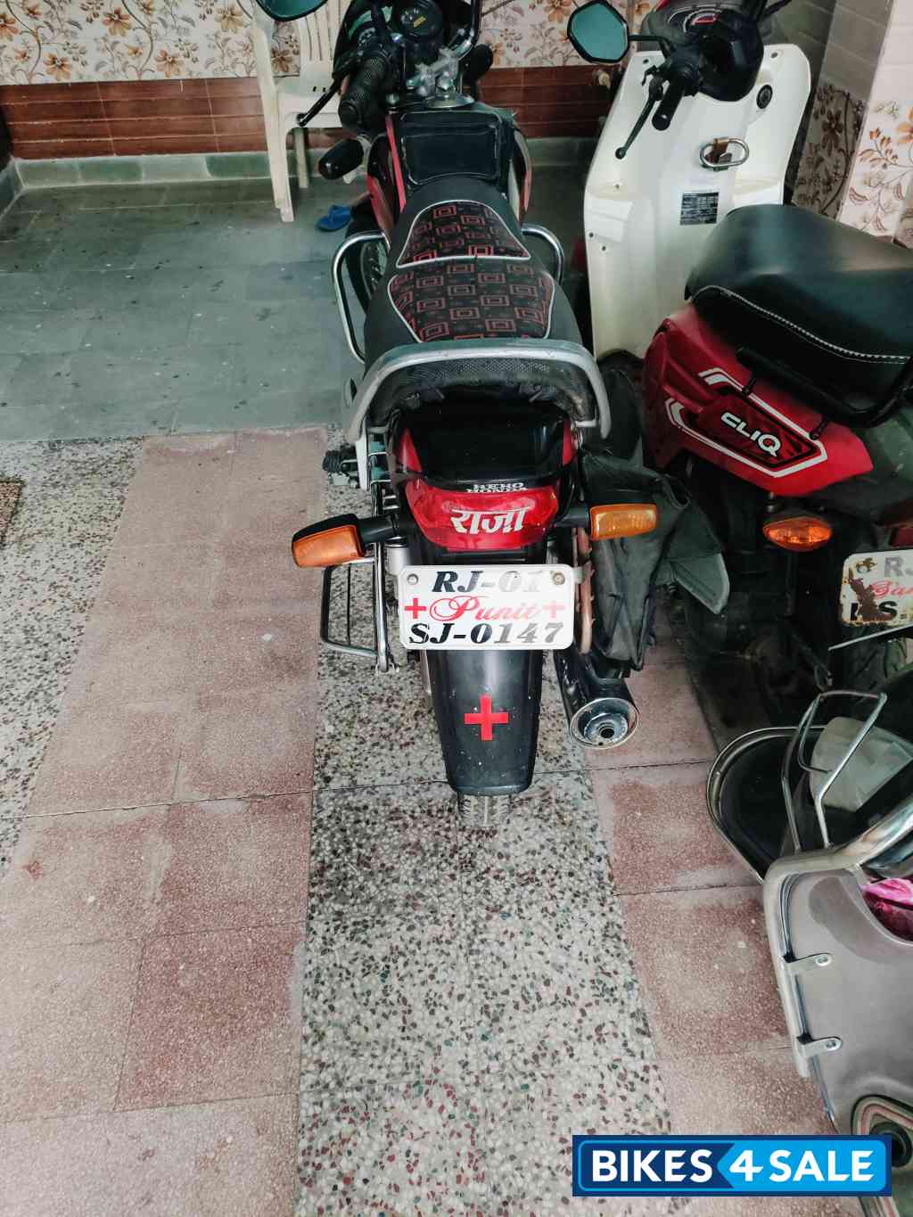 Hero CD Deluxe Hero CD Deluxe