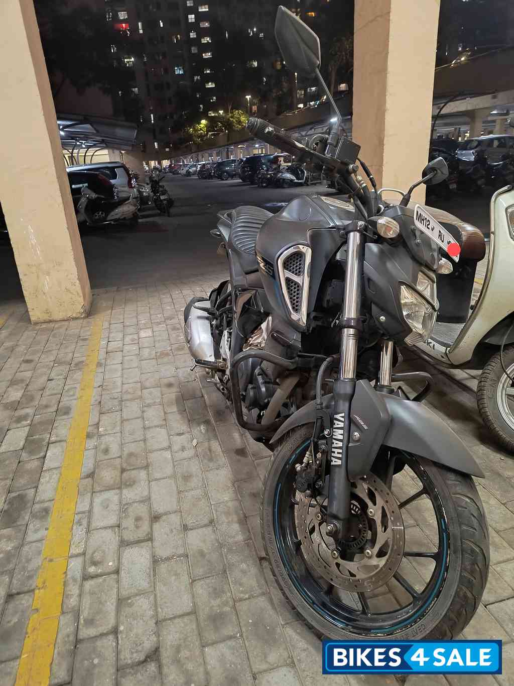 Yamaha FZ-S FI V3 Yamaha FZ-S FI V3