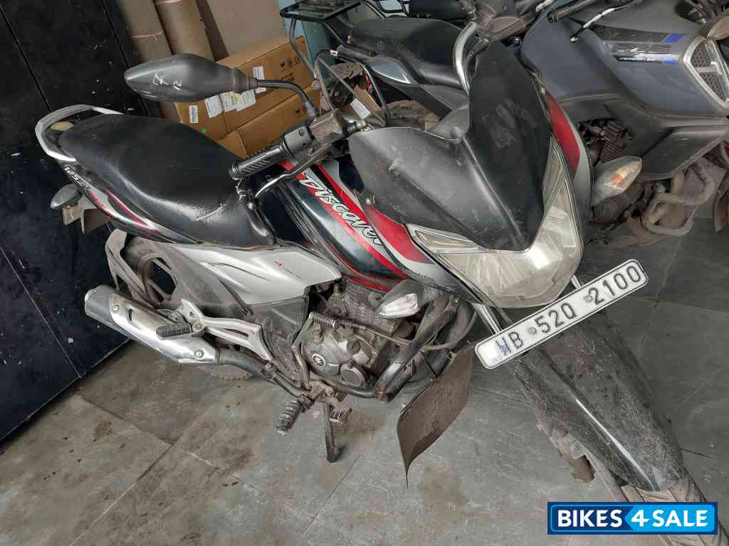 Bajaj Discover 125 ST