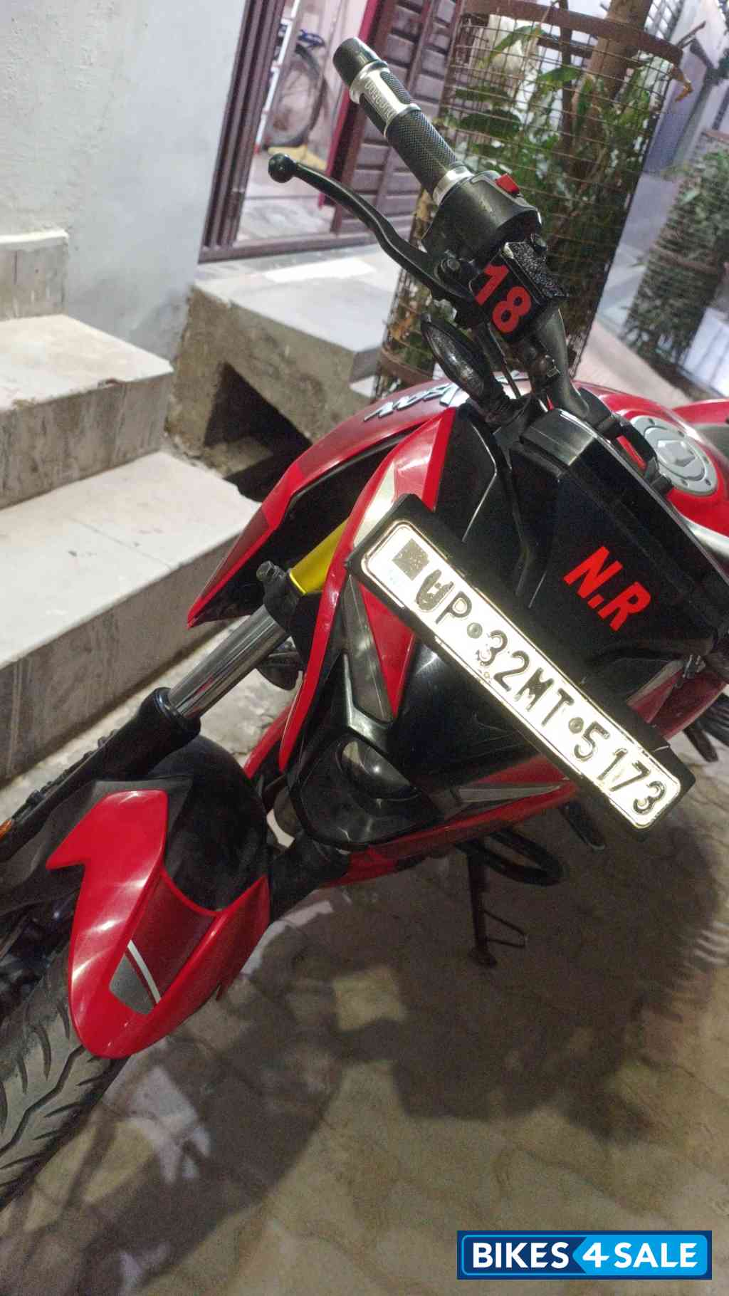 Bajaj Pulsar N250