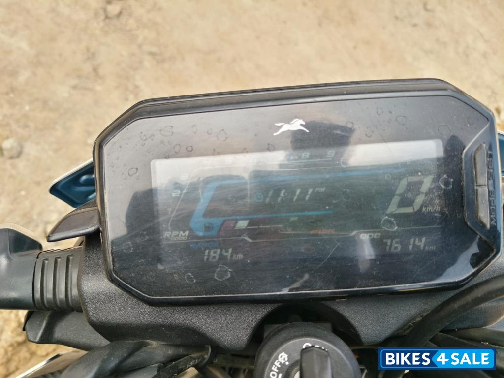 Black TVS Raider 125 Black TVS Raider 125