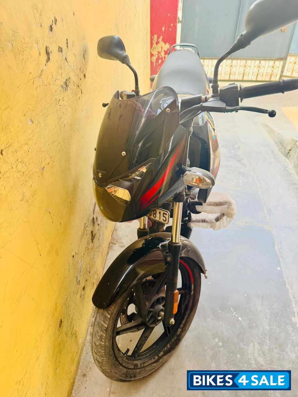 Bajaj Pulsar 150 BS6