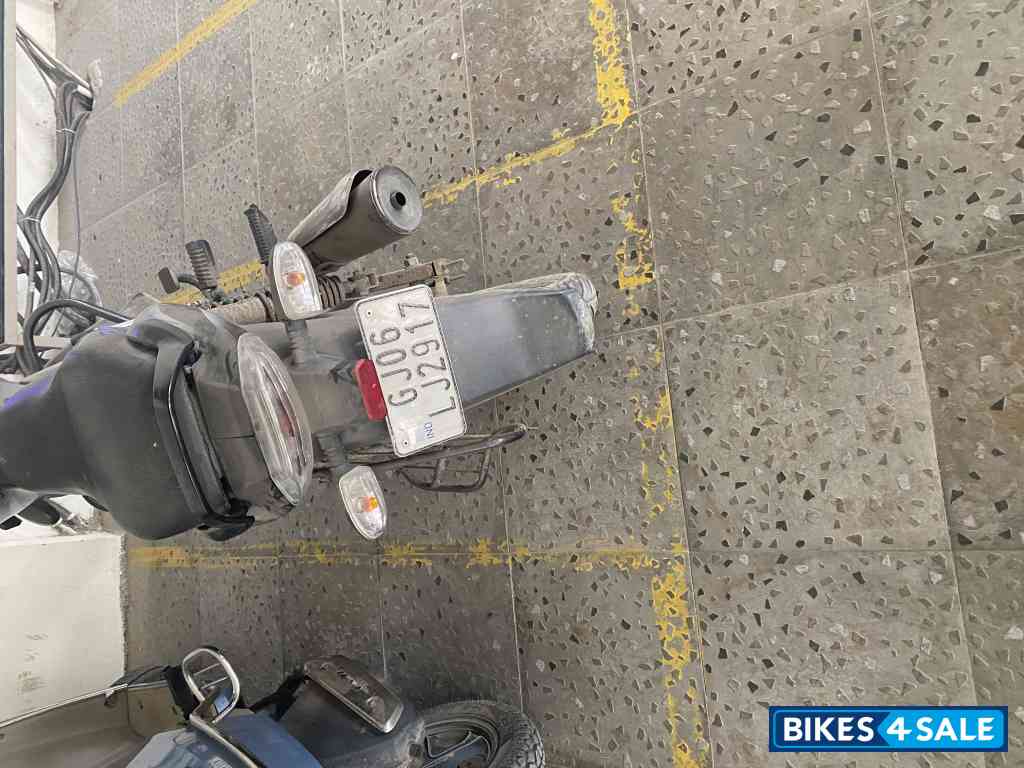 Ebony Blk Blue Dkl Bajaj Discover 125 Ebony Blk Blue Dkl Bajaj Discover 125