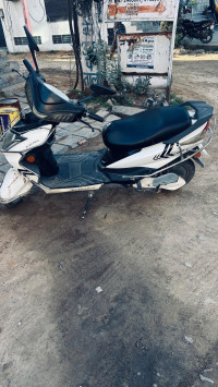 Kinetic Green Zing HSS 2023 Model