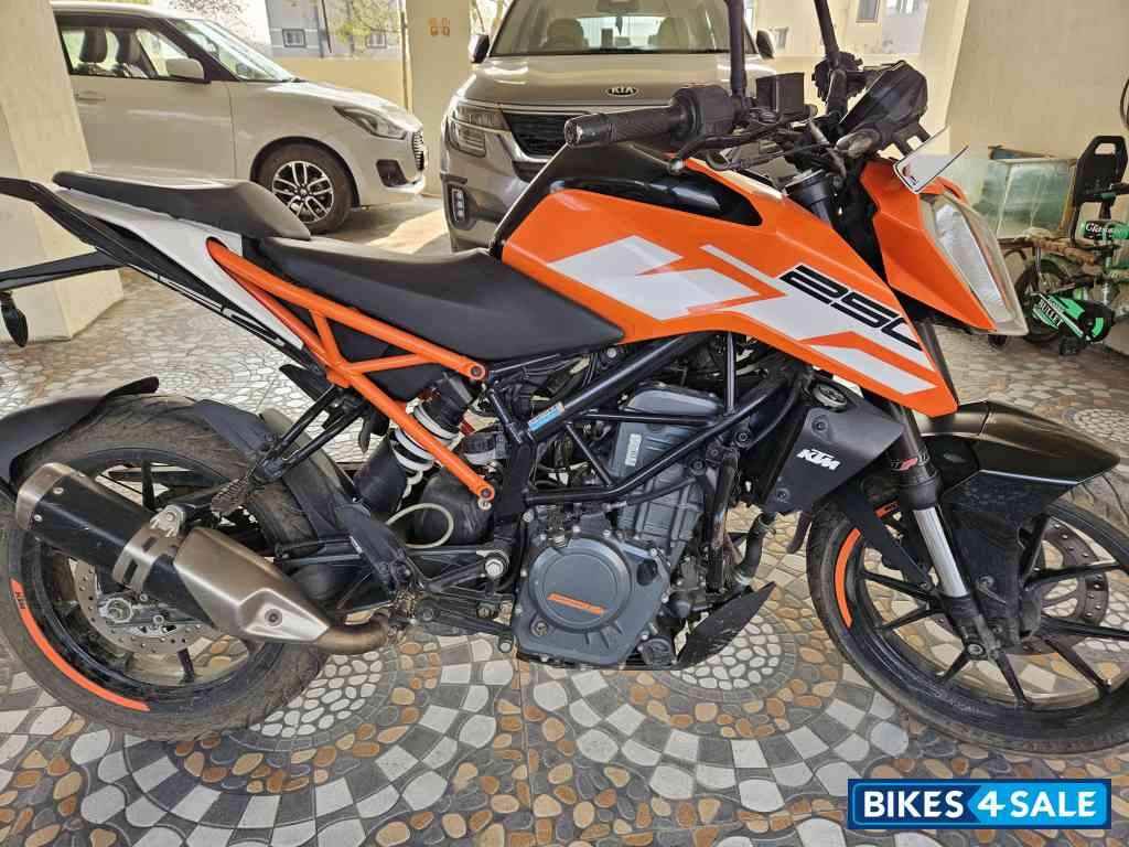 Orange & Black KTM Duke 250