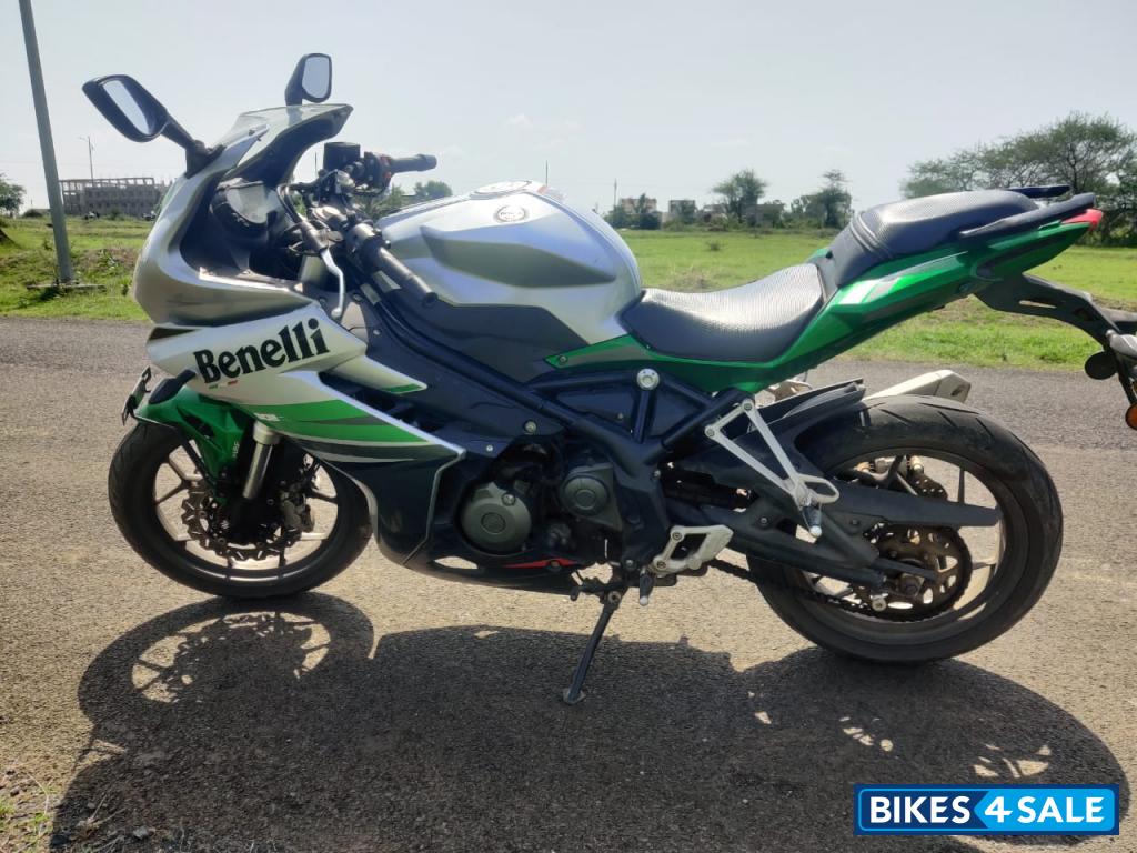 Green Silver Benelli 302R