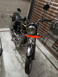 Black Royal Enfield Bullet Electra Twinspark