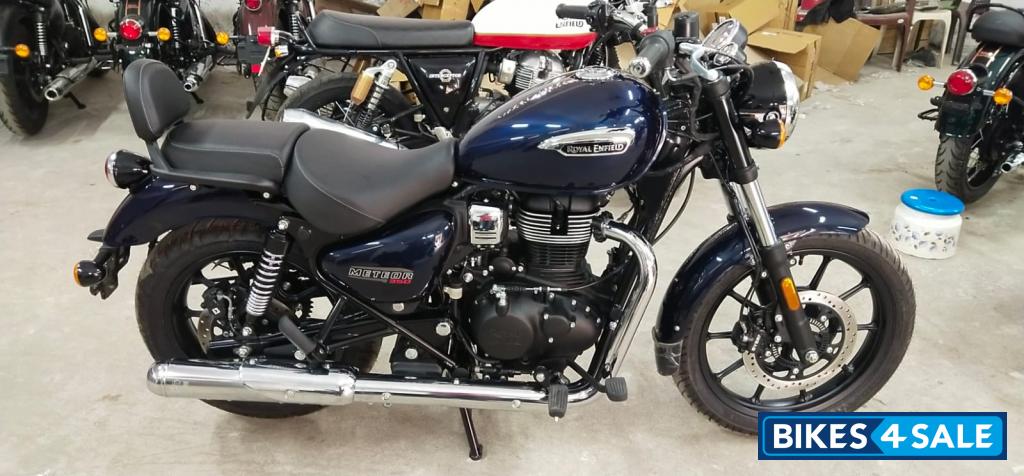 Royal Enfield Meteor 350 Stellar Royal Enfield Meteor 350 Stellar