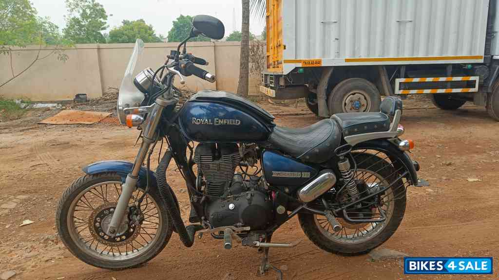 Blue Royal Enfield Thunderbird TwinSpark 350 Blue Royal Enfield Thunderbird TwinSpark 350