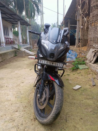 Bajaj Pulsar 220F BS6 2020 Model