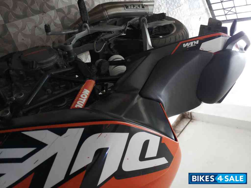 KTM Duke 200