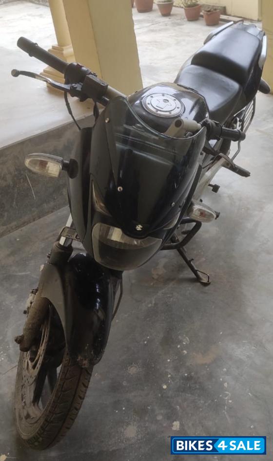 Black Bajaj Pulsar 180 DTSi