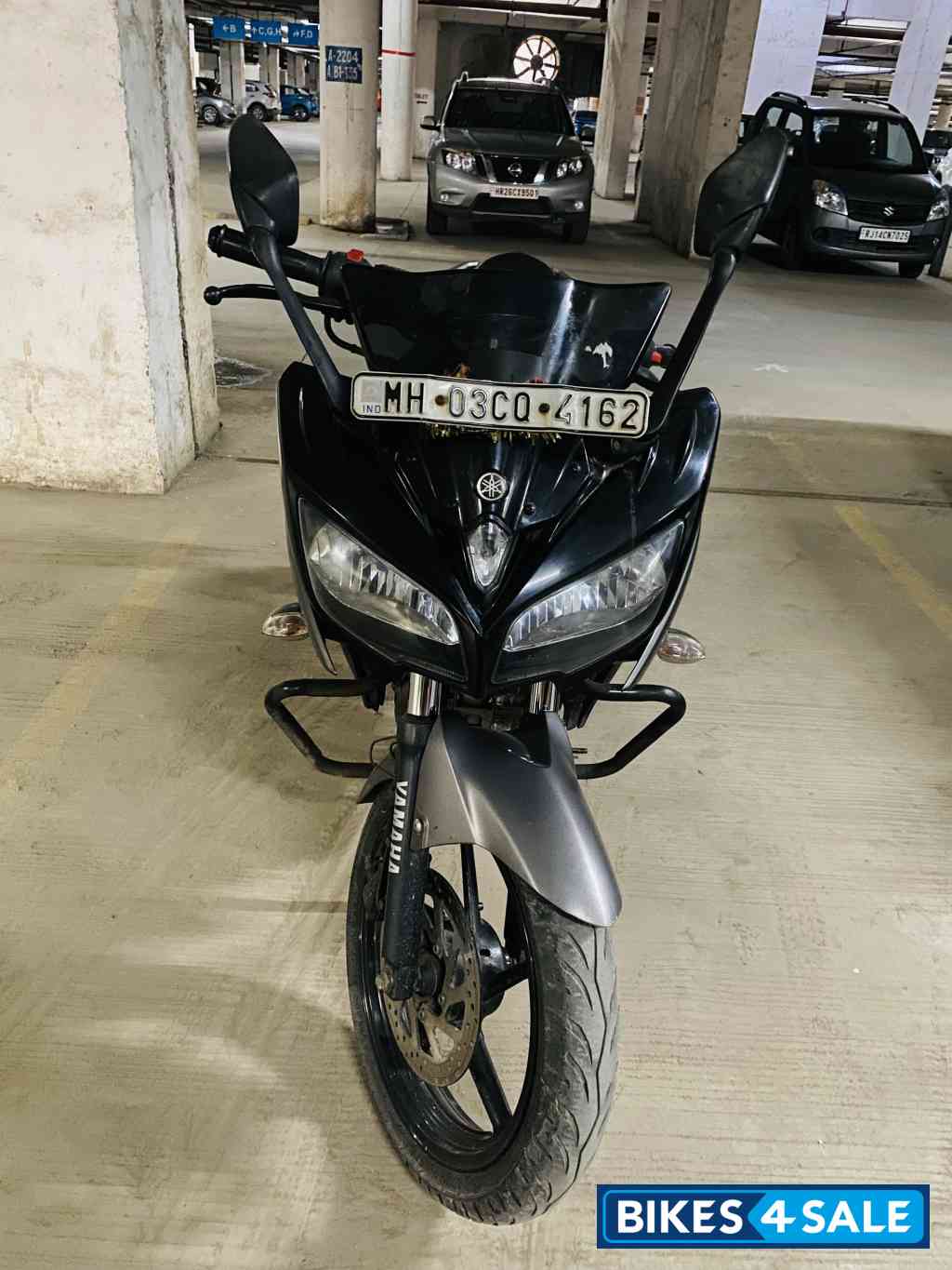 Metallic Black Yamaha Fazer Metallic Black Yamaha Fazer