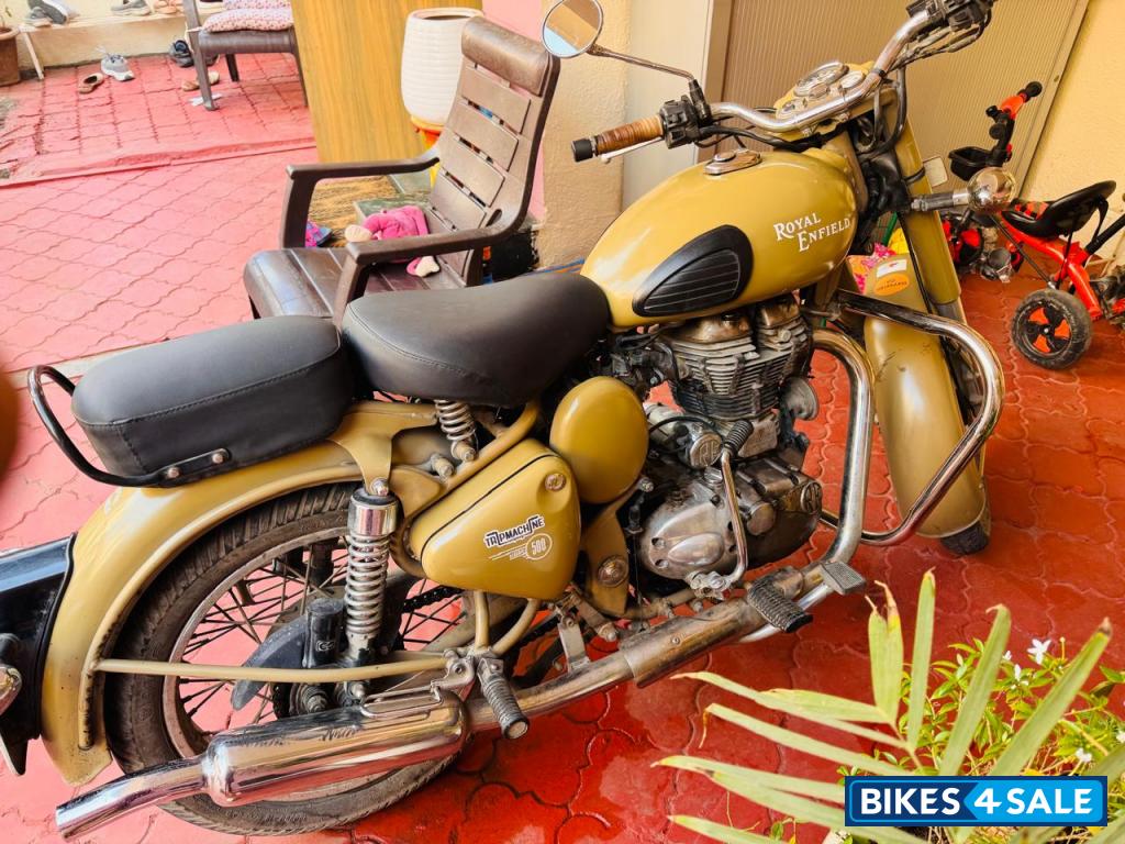 Royal Enfield Classic Desert Storm