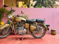 Royal Enfield Classic Desert Storm