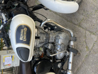 Ash White Royal Enfield Classic 350