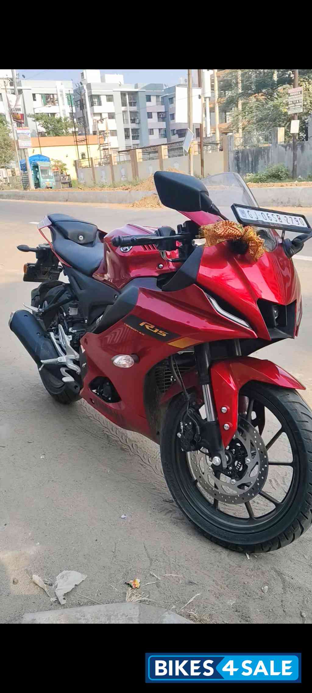 Metalic Red Yamaha R15 V4
