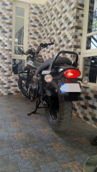 Bajaj Avenger Street 220