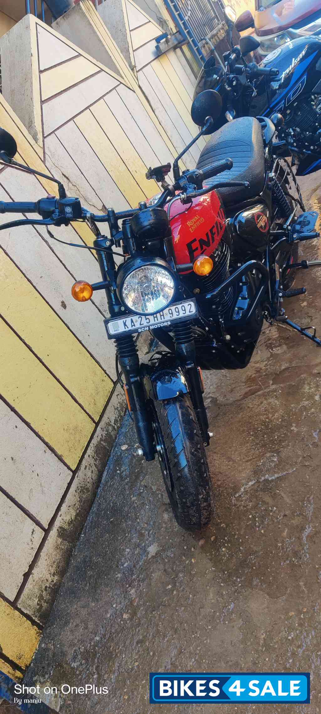 Royal Enfield Hunter 350 Metro
